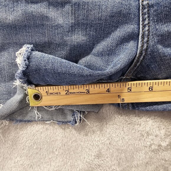 Judy Blue Jean Shorts Womens Size 3XL Medium Wash Bandana Print Cut Offs Stretch - Picture 8 of 10